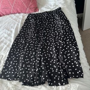 ✨4 for $12✨ Time and Tru Midi Skirt